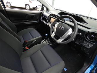 2015 Toyota AQUA S MODEL - Thumbnail