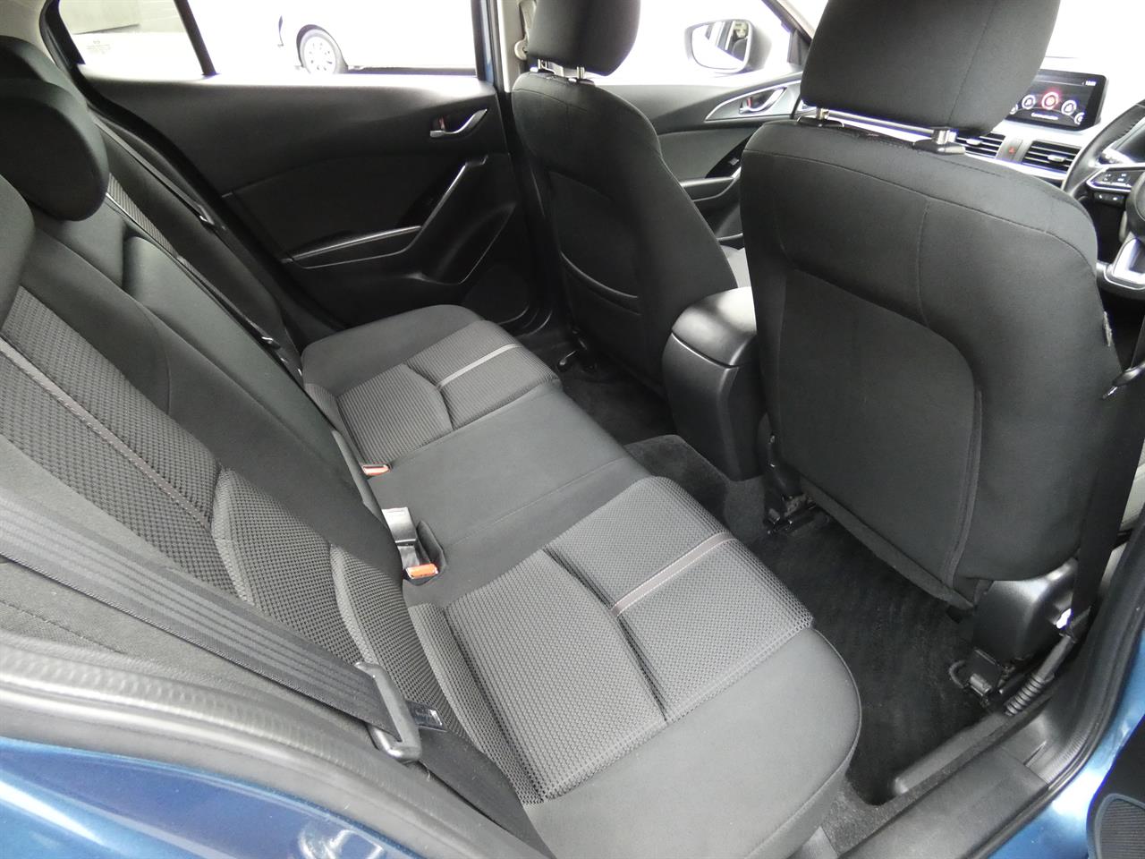 2019 Mazda AXELA