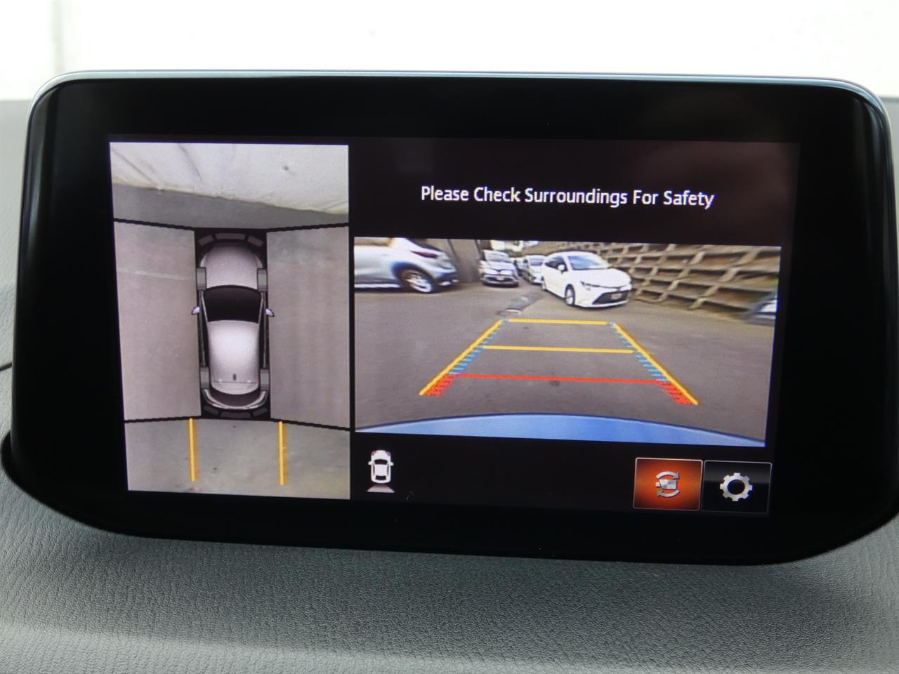 2019 Mazda AXELA