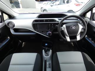 2014 Toyota AQUA - Thumbnail