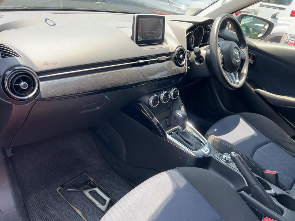 2015 Mazda DEMIO