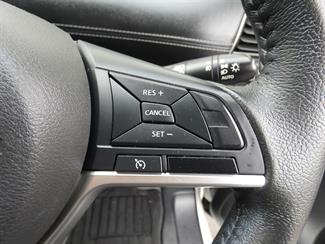 2017 Nissan SERENA - Thumbnail