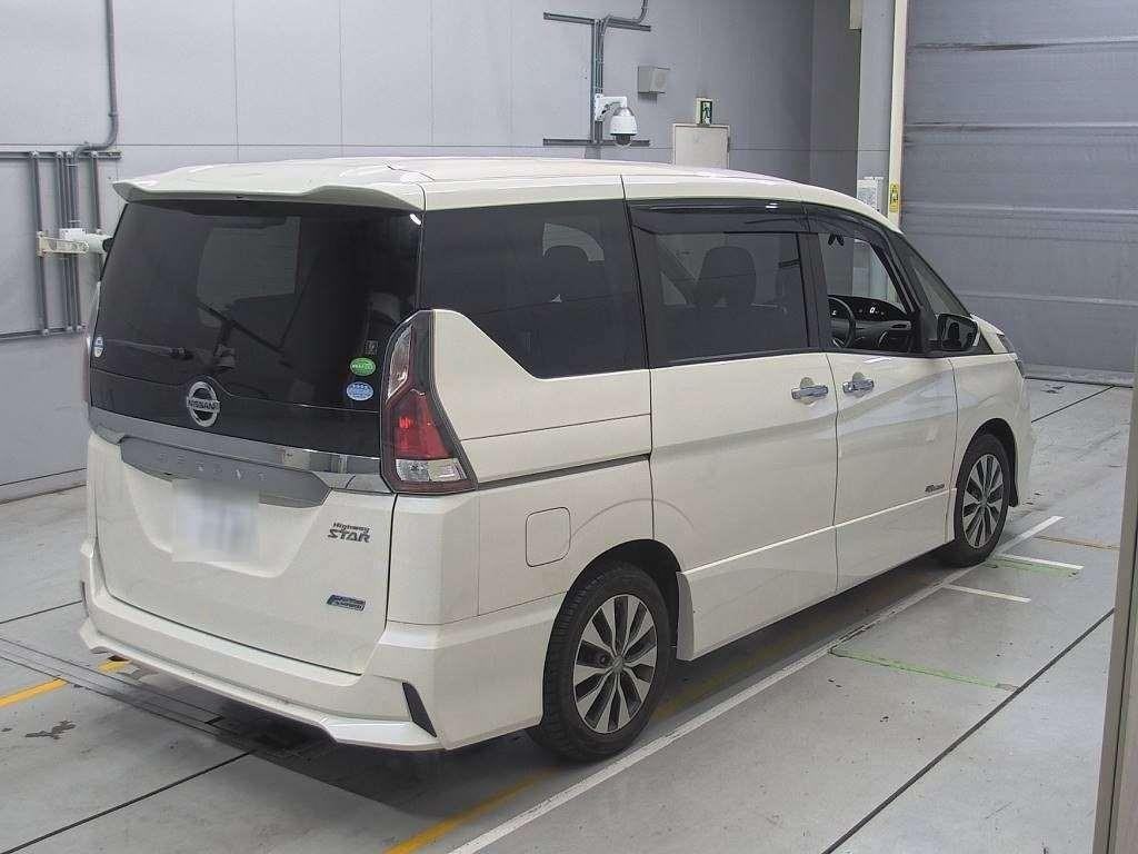 2017 Nissan SERENA