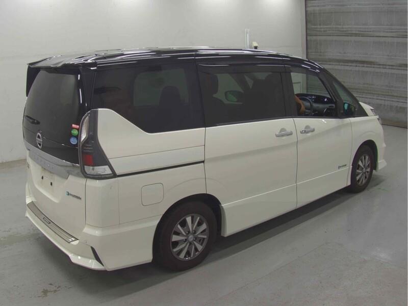 2018 Nissan SERENA