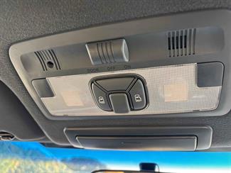 2015 Toyota Estima - Thumbnail