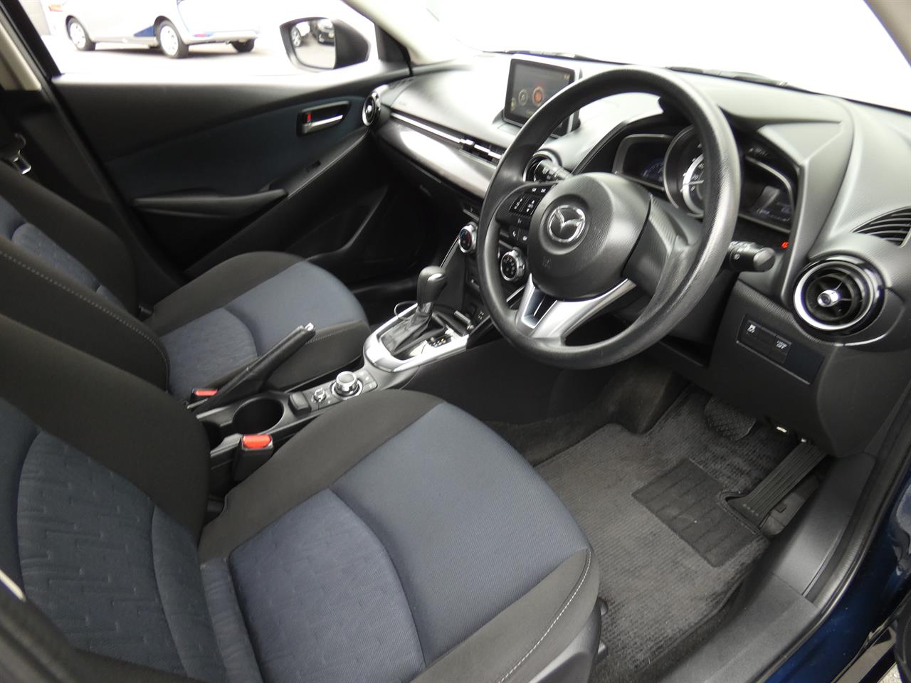 2016 Mazda DEMIO