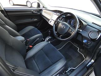 2014 Toyota COROLLA - Thumbnail