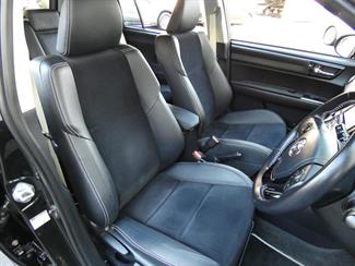 2014 Toyota COROLLA - Thumbnail