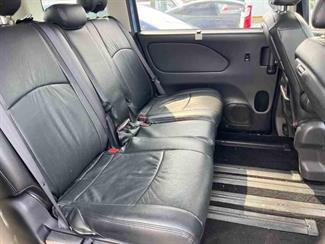 2017 Nissan SERENA - Thumbnail