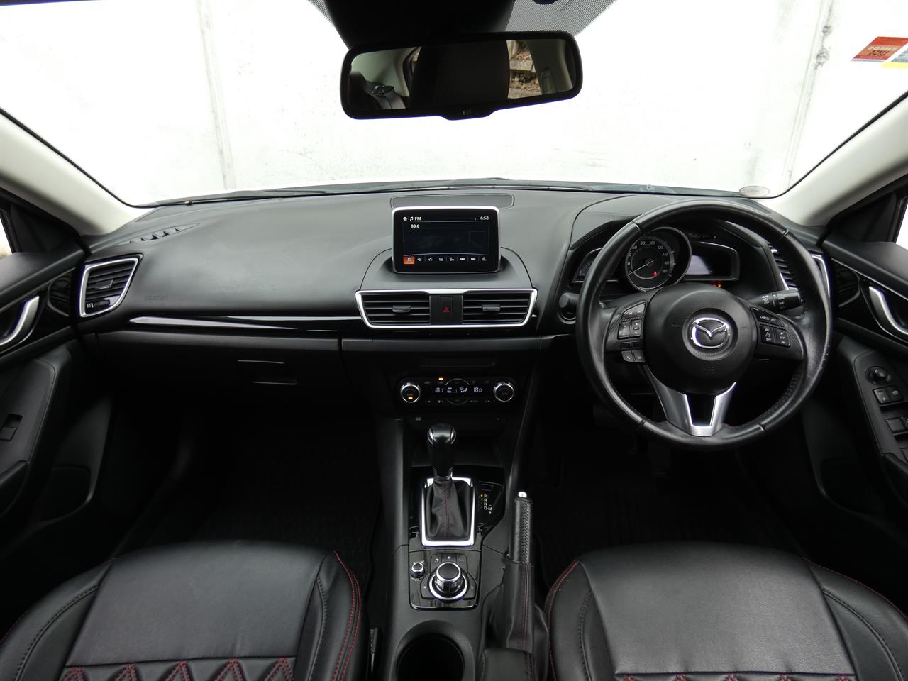 2015 Mazda AXELA