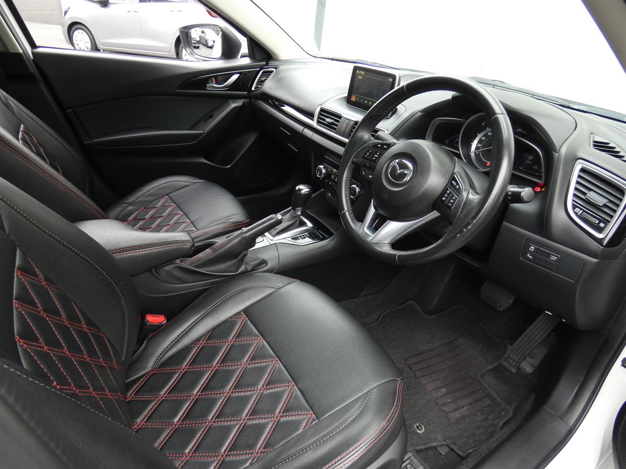 2015 Mazda AXELA