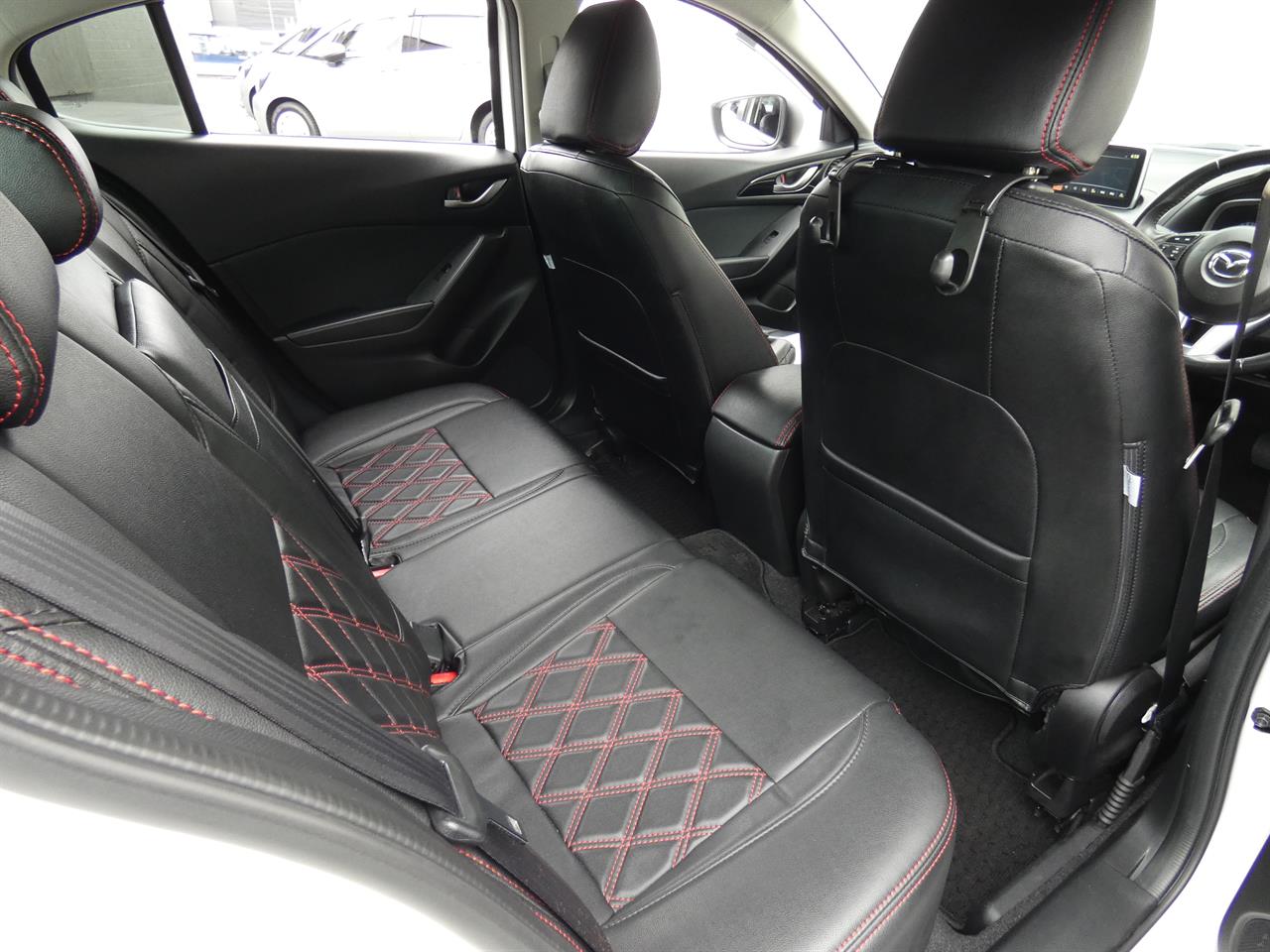 2015 Mazda AXELA