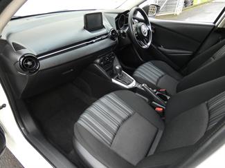 2020 Mazda 2 - Thumbnail