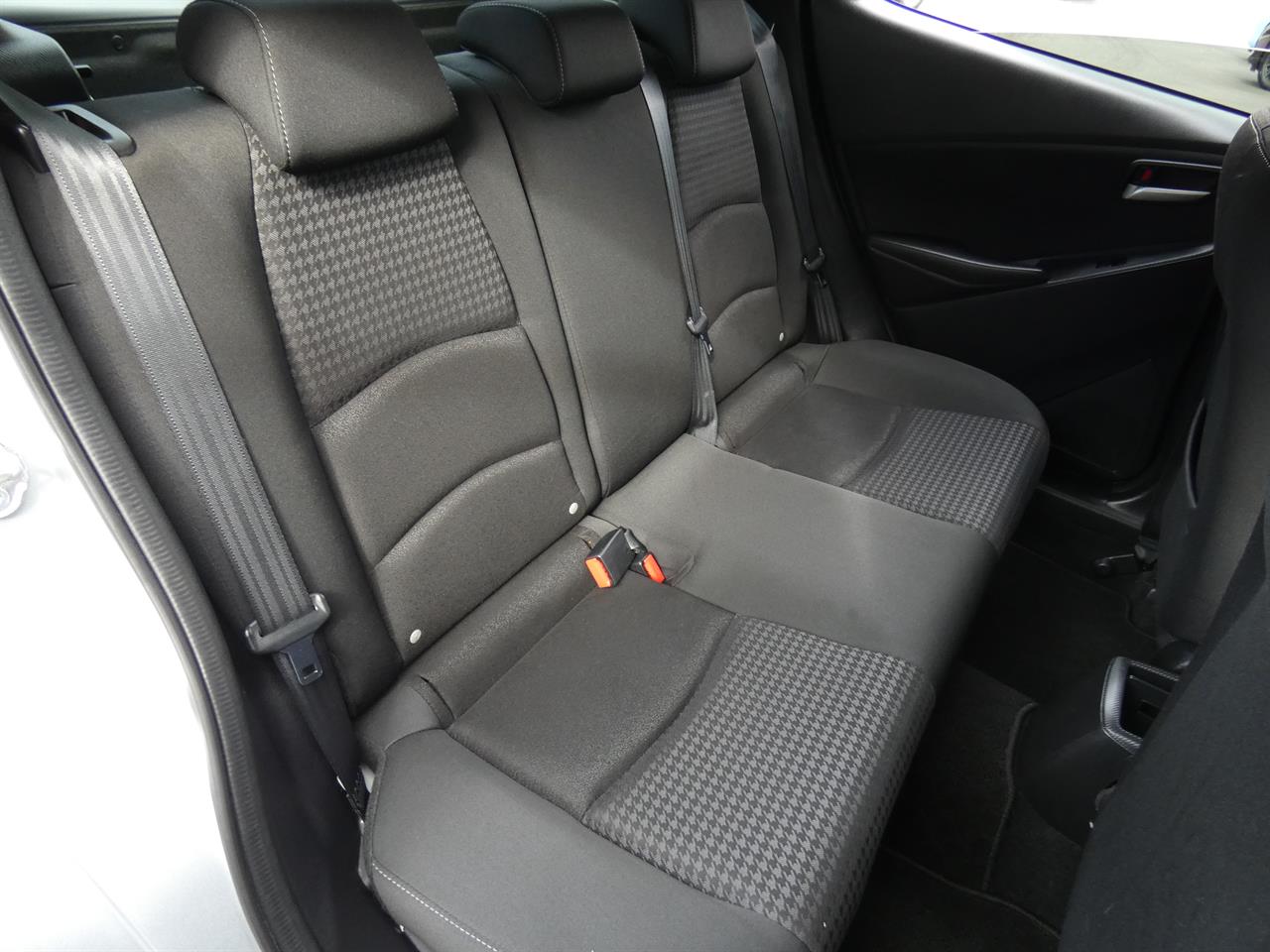2017 Mazda DEMIO