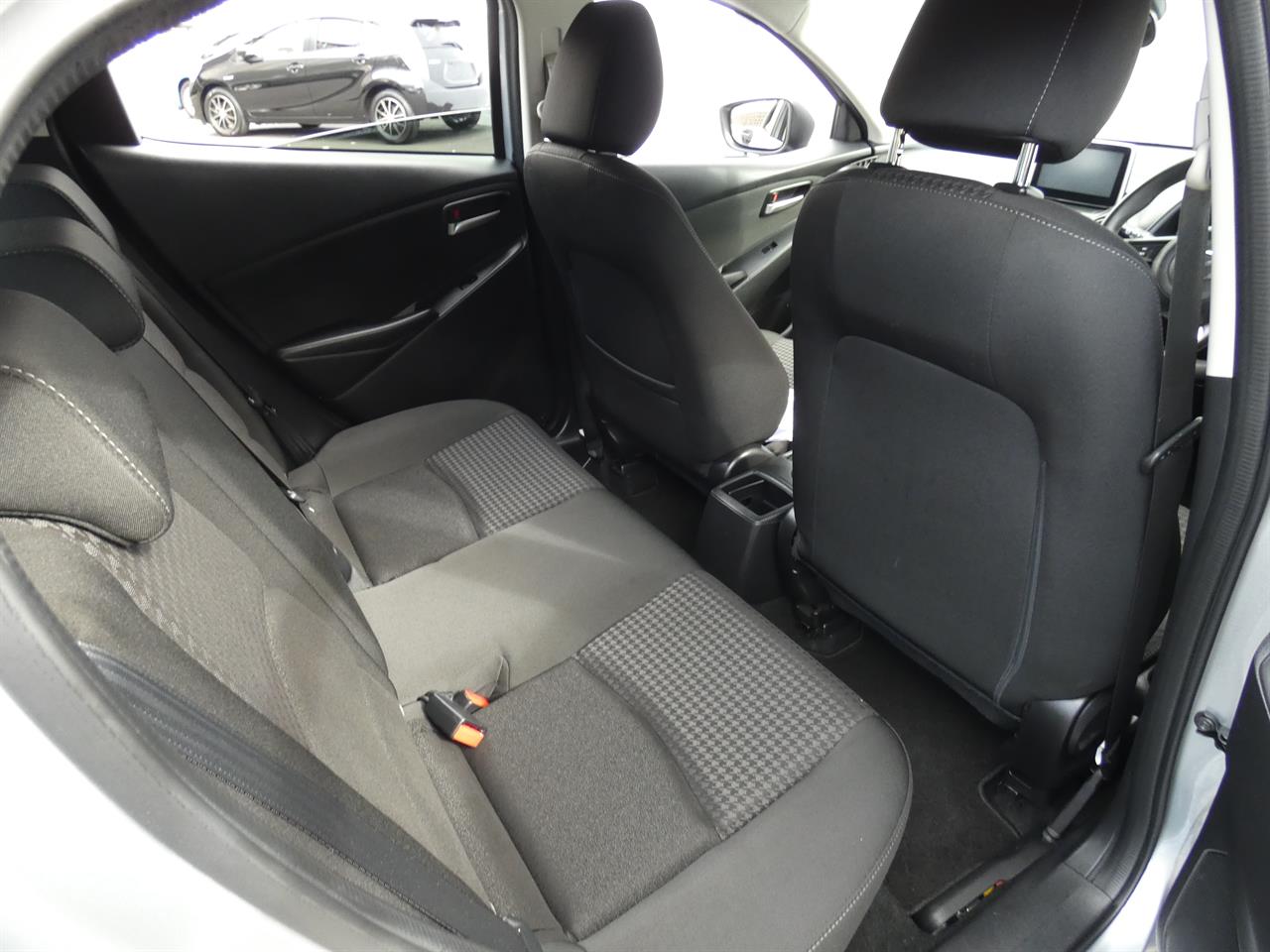 2017 Mazda DEMIO