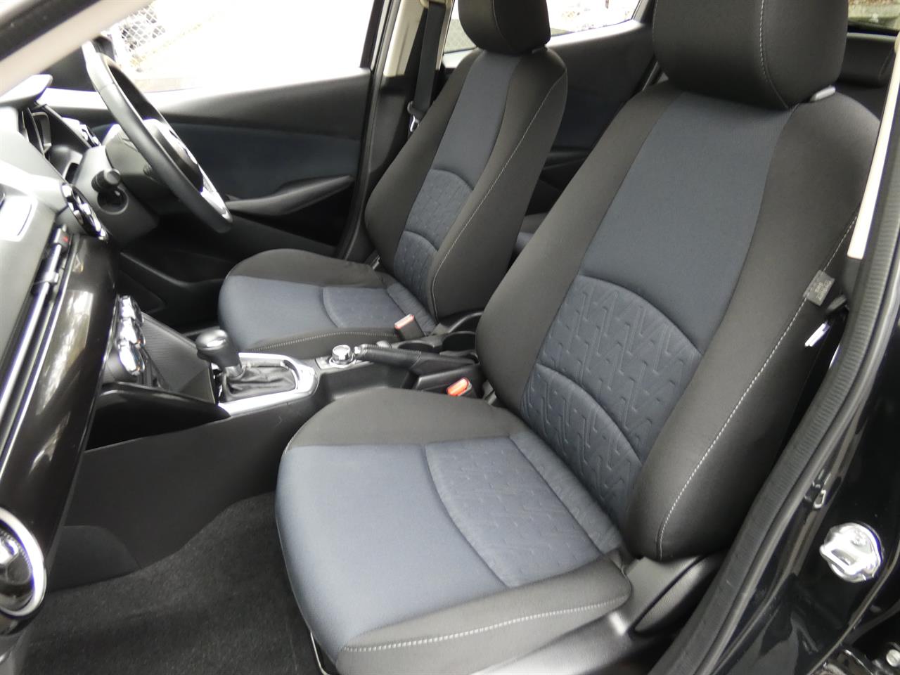 2015 Mazda DEMIO