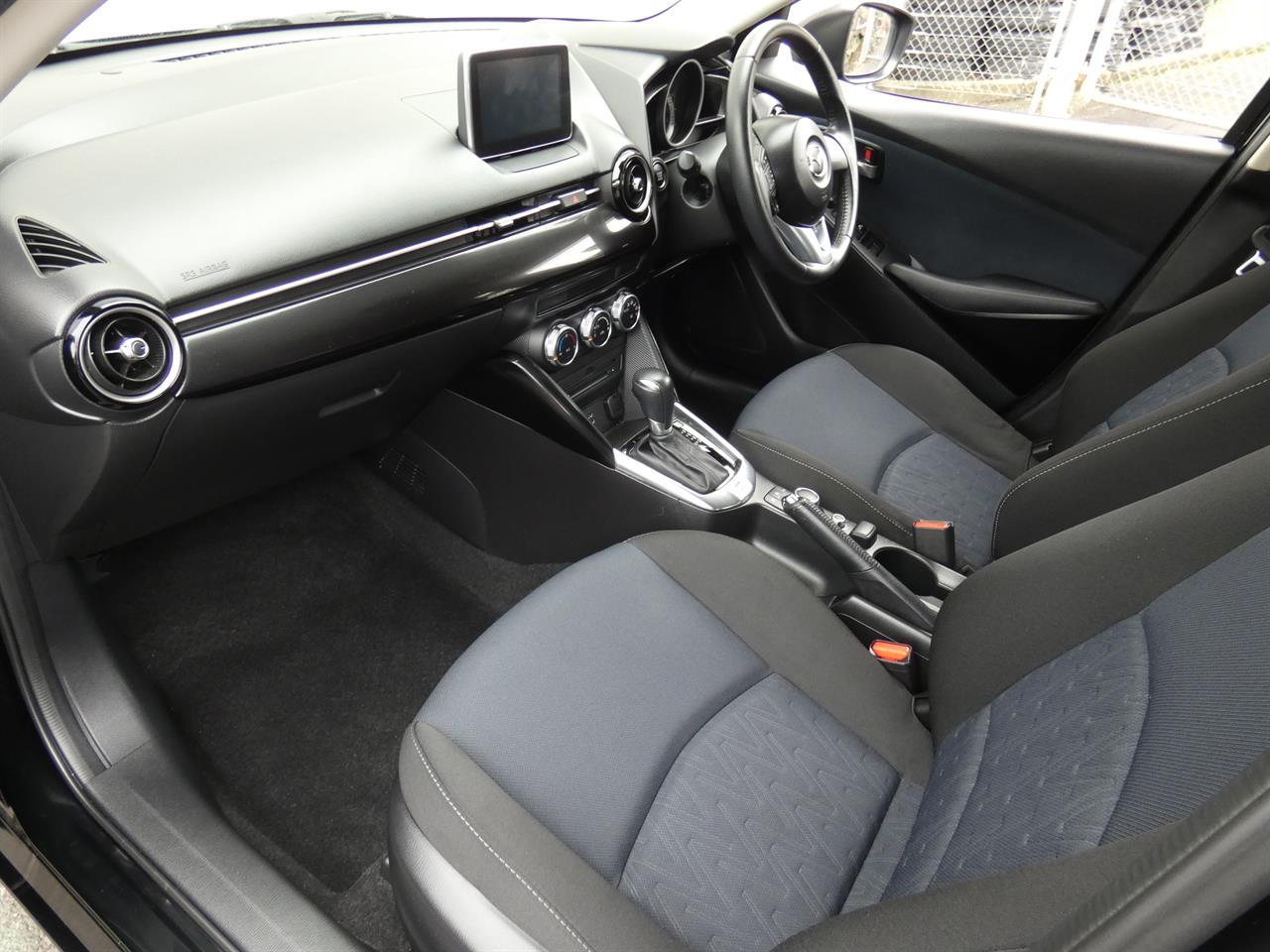 2015 Mazda DEMIO