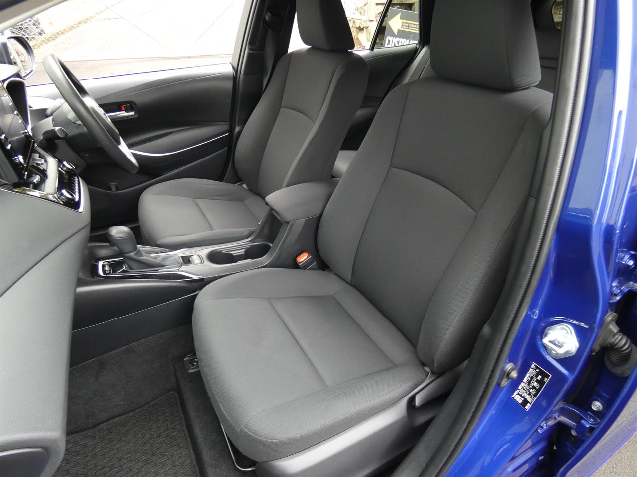 2020 Toyota COROLLA