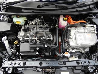 2016 Toyota COROLLA - Thumbnail