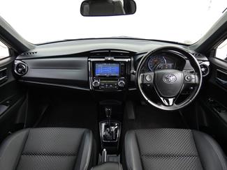 2016 Toyota COROLLA - Thumbnail