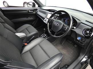 2016 Toyota COROLLA - Thumbnail