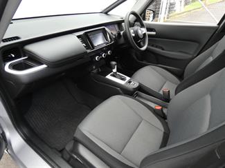 2021 Honda FIT - Thumbnail