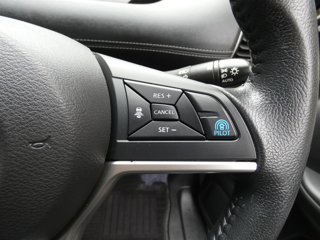 2017 Nissan SERENA