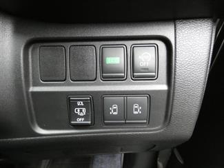2017 Nissan SERENA - Thumbnail