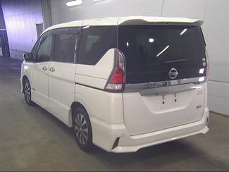 2017 Nissan SERENA - Thumbnail