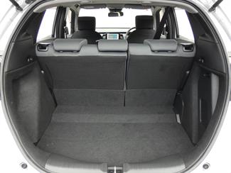2020 Honda FIT - Thumbnail