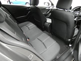 2018 Mazda Mazda3 - Thumbnail