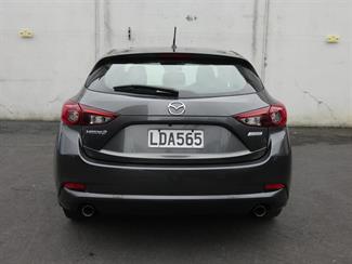 2018 Mazda Mazda3 - Thumbnail