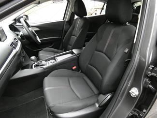 2018 Mazda Mazda3 - Thumbnail