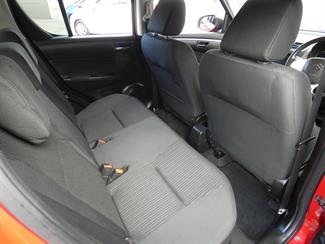 2014 Suzuki SWIFT - Thumbnail