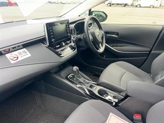 2020 Toyota COROLLA - Thumbnail