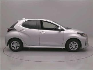 2022 Toyota YARIS - Thumbnail
