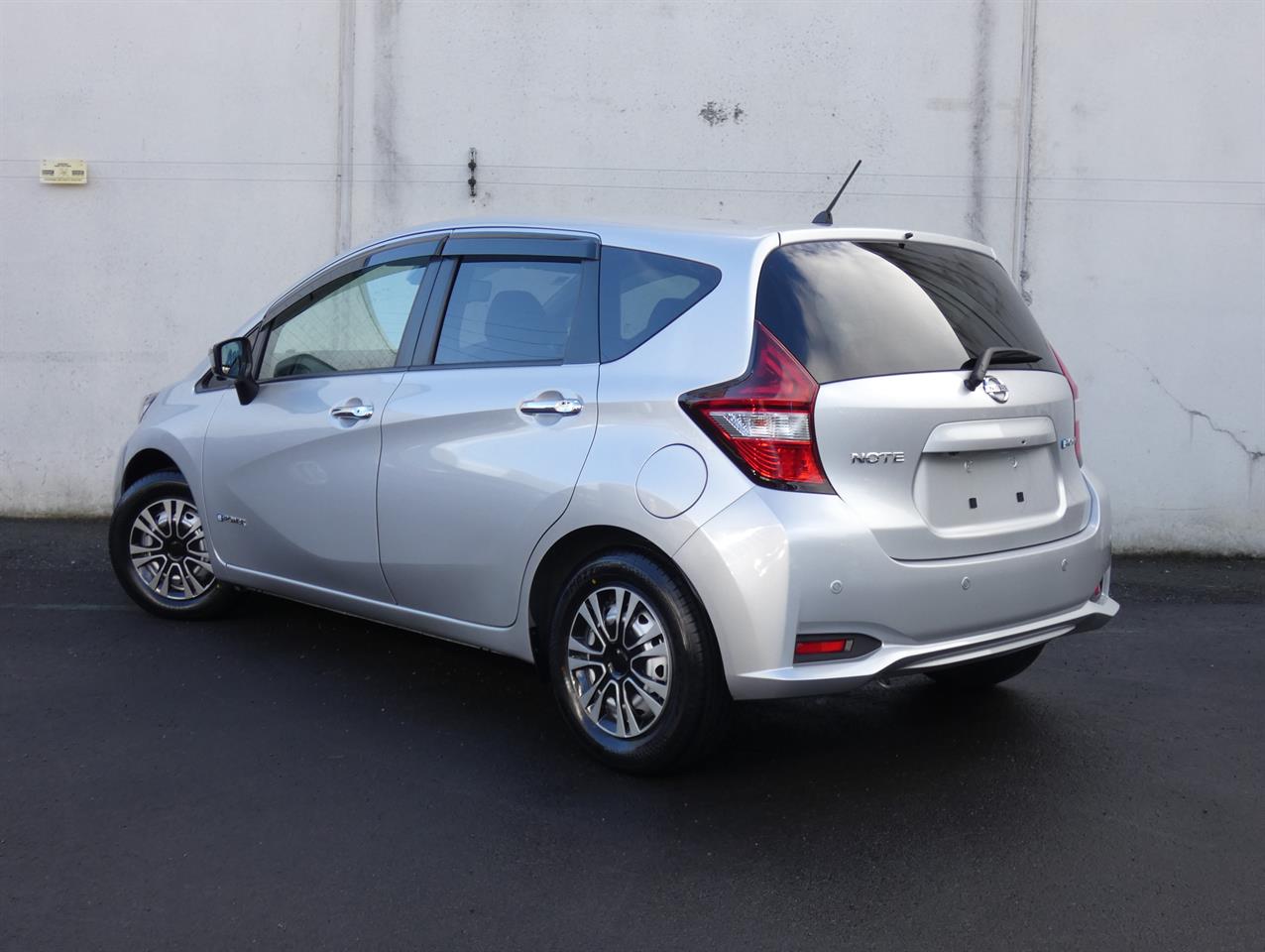 2021 Nissan NOTE
