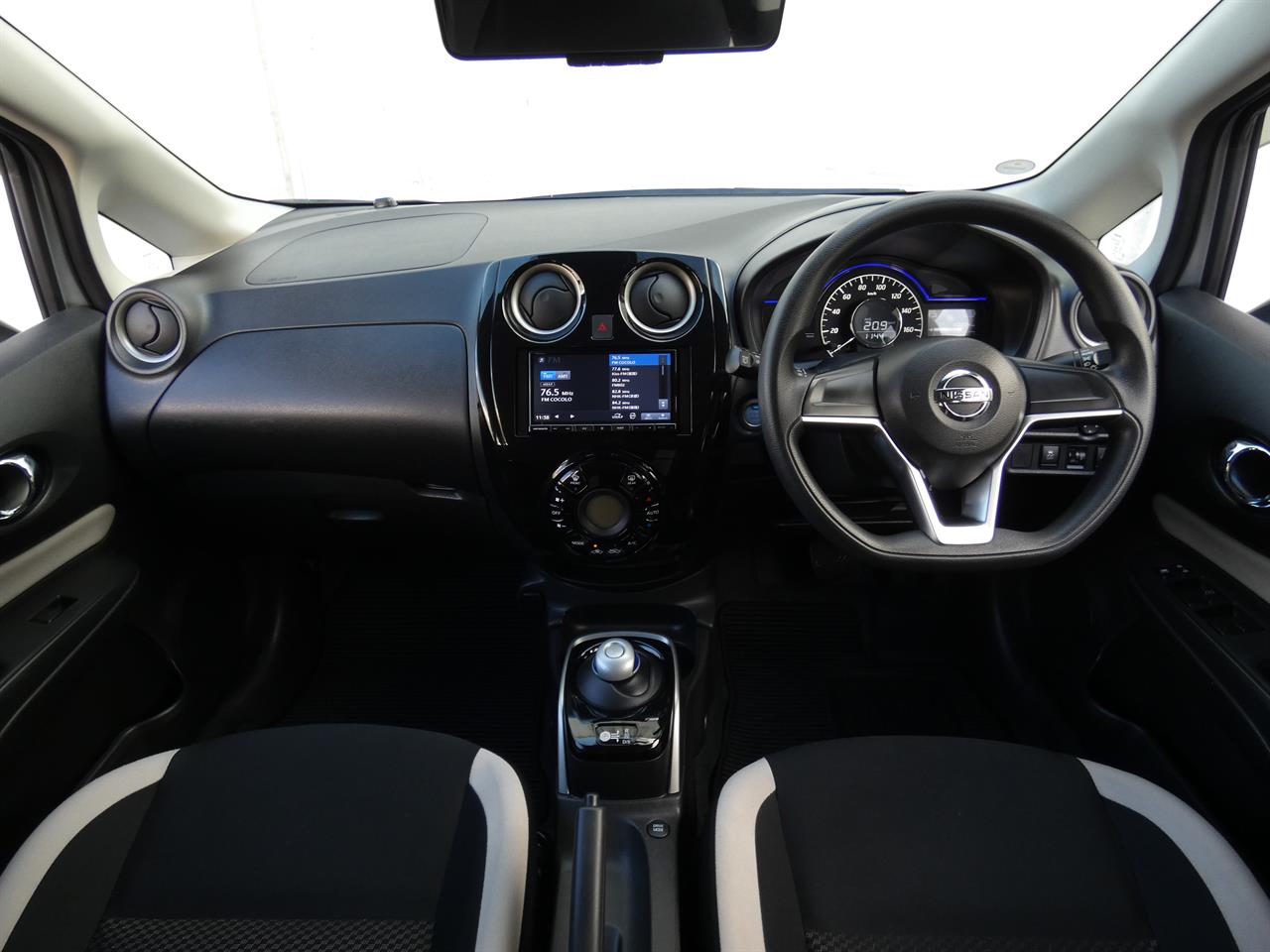 2021 Nissan NOTE