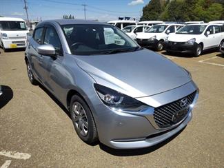 2020 Mazda 2 - Thumbnail
