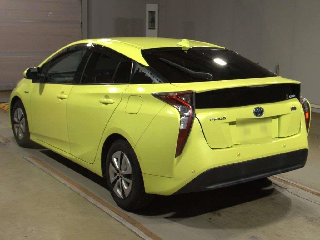2016 Toyota Prius