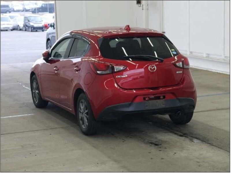 2017 Mazda DEMIO