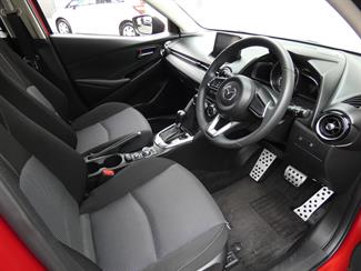 2017 Mazda DEMIO - Thumbnail