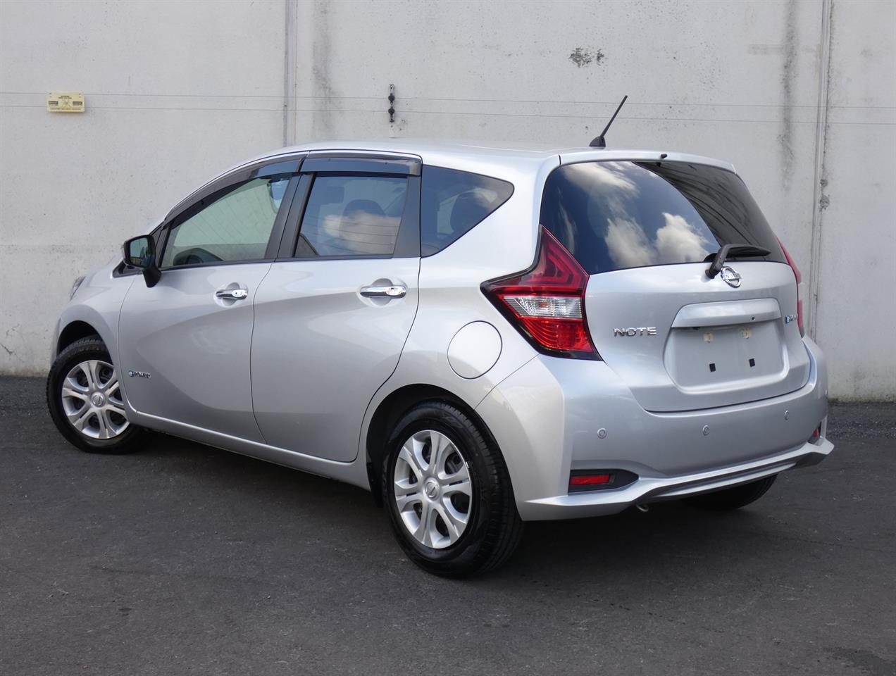 2021 Nissan NOTE