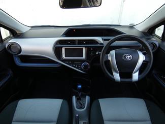 2014 Toyota AQUA - Thumbnail