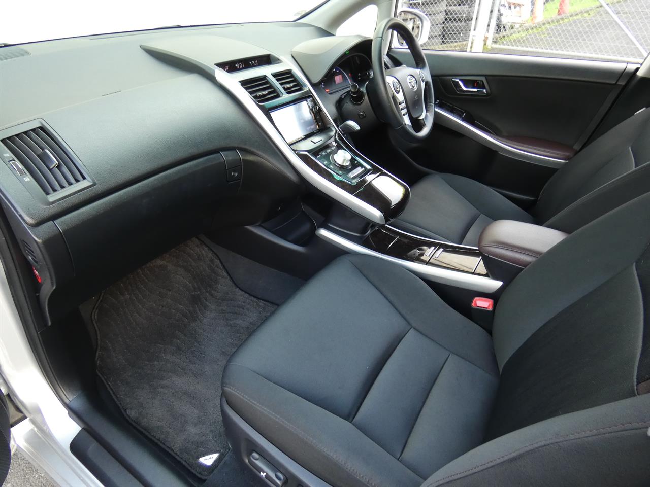 2015 Toyota Sai