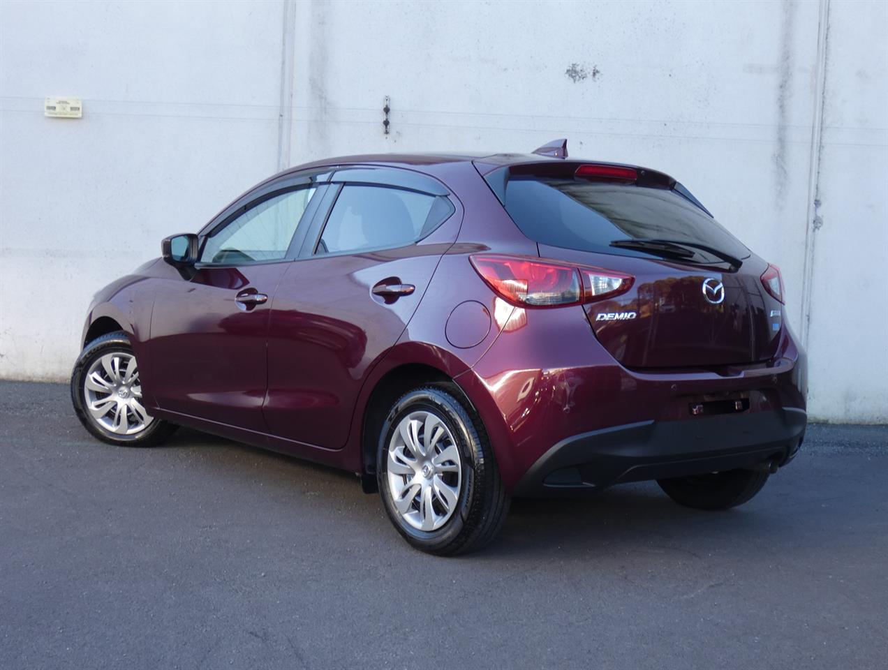 2018 Mazda DEMIO