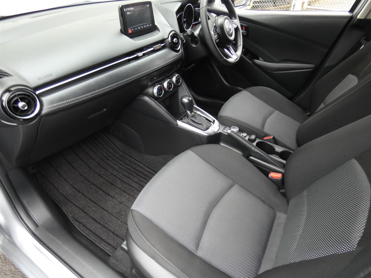 2019 Mazda DEMIO