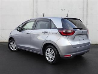 2020 Honda FIT - Thumbnail