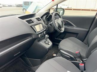 2016 Mazda Premacy - Thumbnail