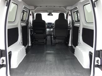2020 Nissan NV200 - Thumbnail